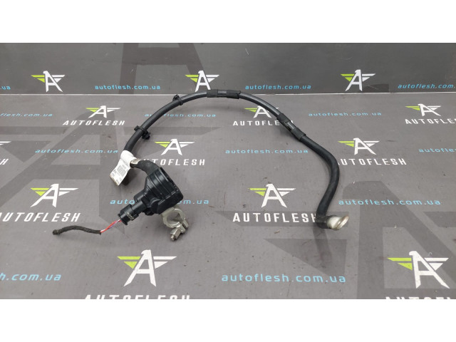 Клема мінусова акумулятора 8K0915181G Audi A1 ауді А1 бу